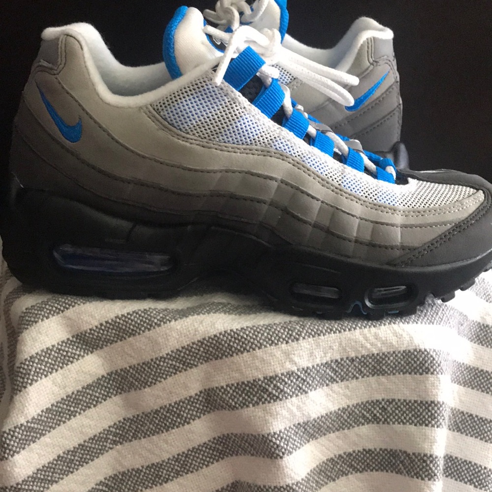 NWT NIKE AIRMAX 95 OG